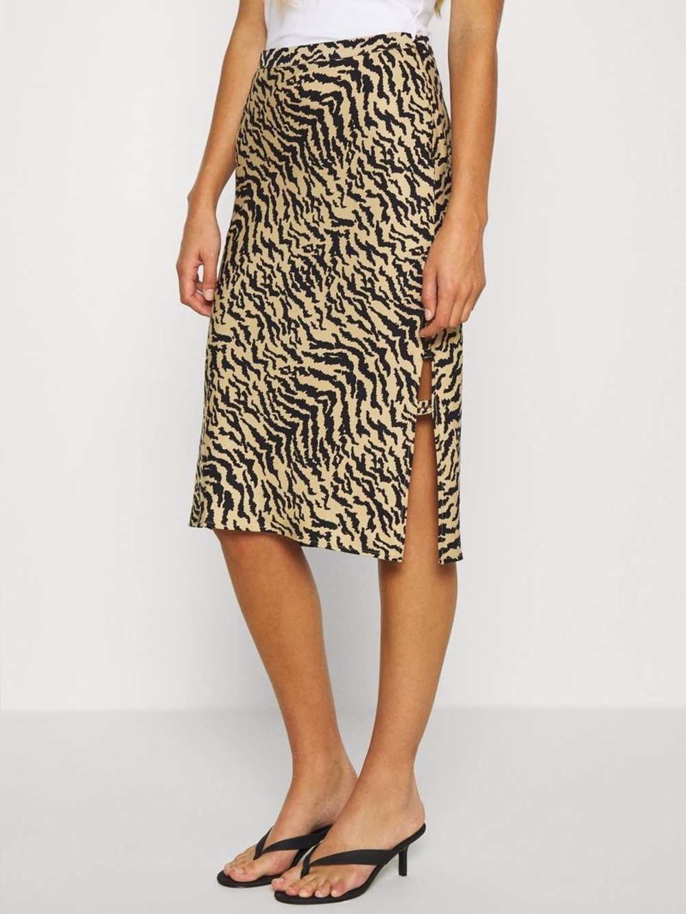 Good American Bias Skirt